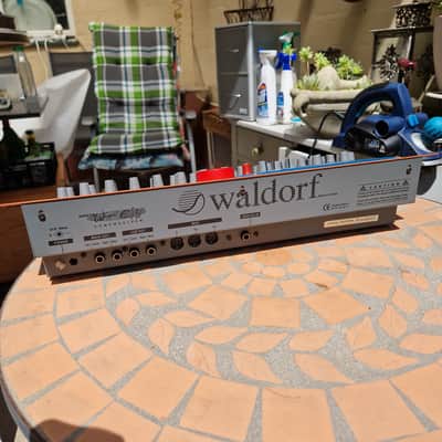 Waldorf Microwave XT Rackmount Wavetable Synthesizer 1998 - Orange image 7