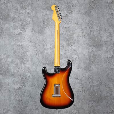 Fender Eric Johnson Stratocaster  Maple Fretboard 2017 Two Tone Sunburst image 9