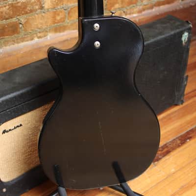 Airline Model 7214 Amp in Case c. 1960 image 2