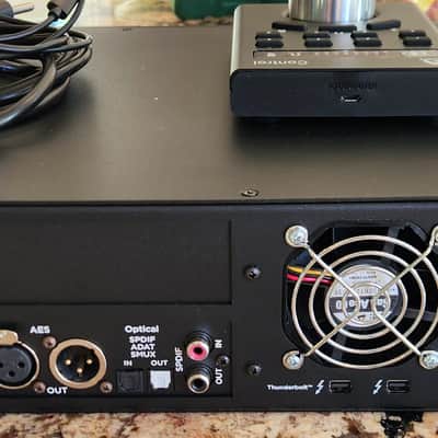 Apogee Symphony I/O MKII 2x6 Special Edition Thunderbolt & Pro Tools HD Audio Interface with Apogee Control Remote image 2