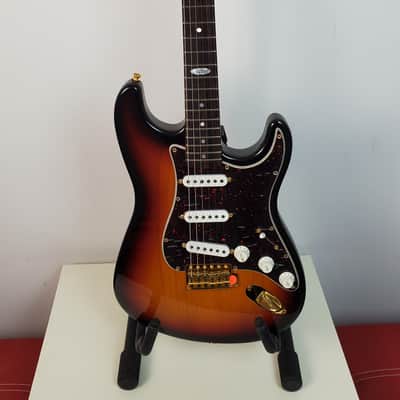 Fender 1997 Commemorative Stratocaster image 1