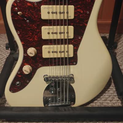 Revelation RJT 60 B Left Handed Vintage White Bass VI Lefty RJT 60B Vintage White image 2