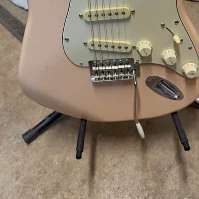 Fender Strat 60’s style partscaster - Shell pink image 2