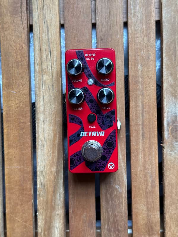 Immagine Pigtronix Octava Micro Octave Fuzz 2010s - Red - 1