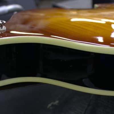 Epiphone Viola Bass - Sunburst image 7