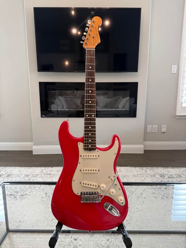 Fender 2003 Mark Knopfler Signature Fender Stratocaster 2003 - Red