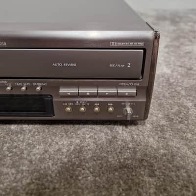 Denon UDRW-250 - Stereo Cassette Tape Deck - Silver - Fair image 4
