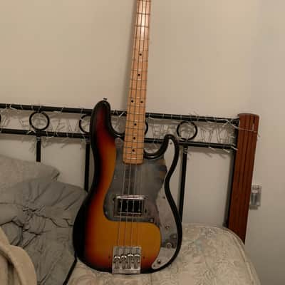 Maya Electric Bass 70s Sunburst image 4