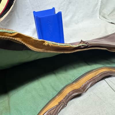 Artistic Products Company (Victoria) Vintage Plasti-Leather (Leather/Vinyl) Gig Bag 1950s - Brown image 18