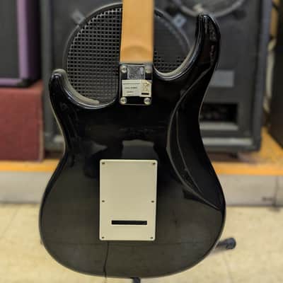 Peavey Raptor Plus HSS Electric Guitar with Rosewood Fretboard, Tremolo 2010s image 7