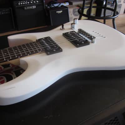 Schecter C-6 Deluxe Guitar Research Electric Guitar - Satin White image 1