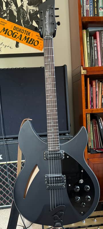 Rickenbacker 360 Noir Limited Edition – Matt Black, Ebony Board | Ultra-Rare (UK/EU) 2016 - Matt Noir / Black image 1