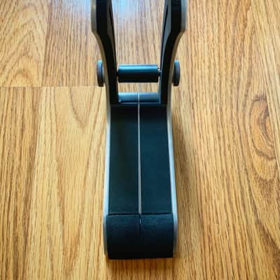 Performaxe Electric Guitar Leg Rest - Brushed Aluminum. Excellent condition! image 5