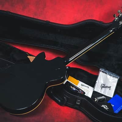Gibson Les Paul Classic Ebony 2021 image 12
