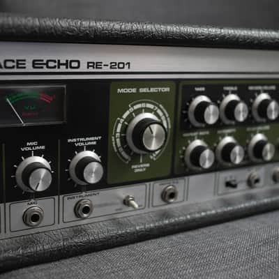 VINTAGE - Roland RE-201 Space Echo Tape Delay / Reverb in excellent conditions