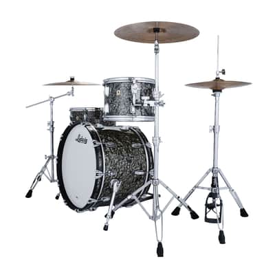 Ludwig Classic Maple Fab 3-Piece Drum Kit w/ 22" Kick - Moss Green image 2