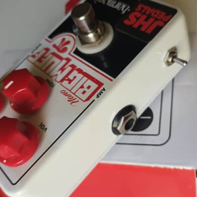 JHS Electro-Harmonix Nano Big Muff Pi with MoonPi Mod 2018 - White / Red image 3