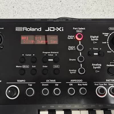 Roland JD-Xi 37-Key Analog/Digital Crossover Synthesizer 2015 - Present - Black image 7