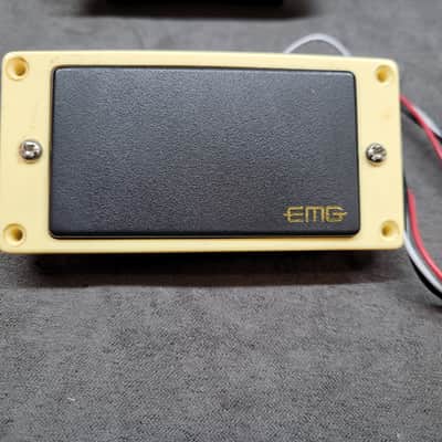 EMG 81 & 85 Active Humbucker Pickups - Black image 3