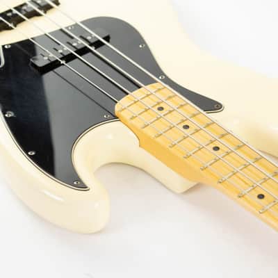 Fender American Standard Jazz Bass 2008 Olympic White image 11