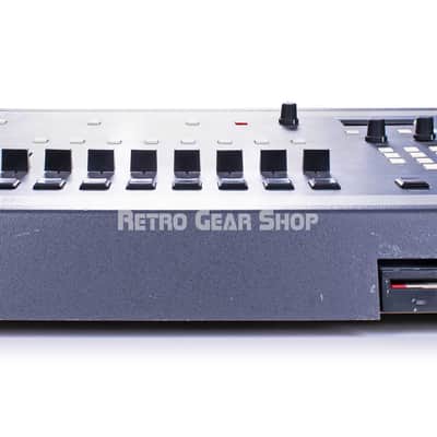 E-mu Systems SP-1200 Model 7030 Original Vintage Gray Sampling Drum Machine Emu SP1200 image 4