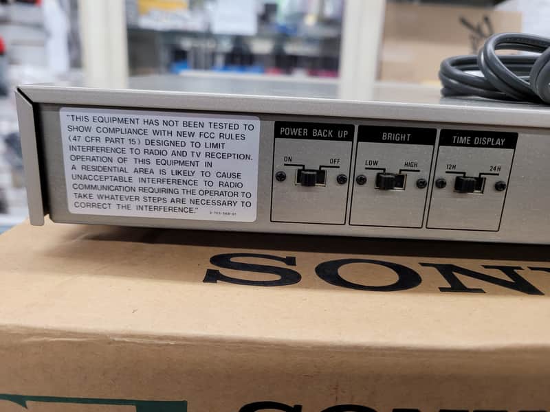 その他 SONY PROGRAM TIMER PT-77 Sony PT-77 Program Timer Silver | Reverb