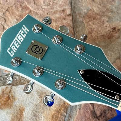 Gretsch G5622T-140 140th Anniversary Electromatic Double Platinum Center Block 2023 - Present - Two-Tone Stone Platinum / Pearl Platinum image 4