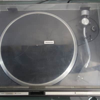 PIONEER PL-300X Direct Drive Turntable - Quartz PLL Auto-Return + Cartridge PIONEER PC-110 - Black image 11