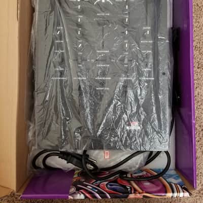 TRX Thud Rumble DJ Qbert Mixer  Black image 3