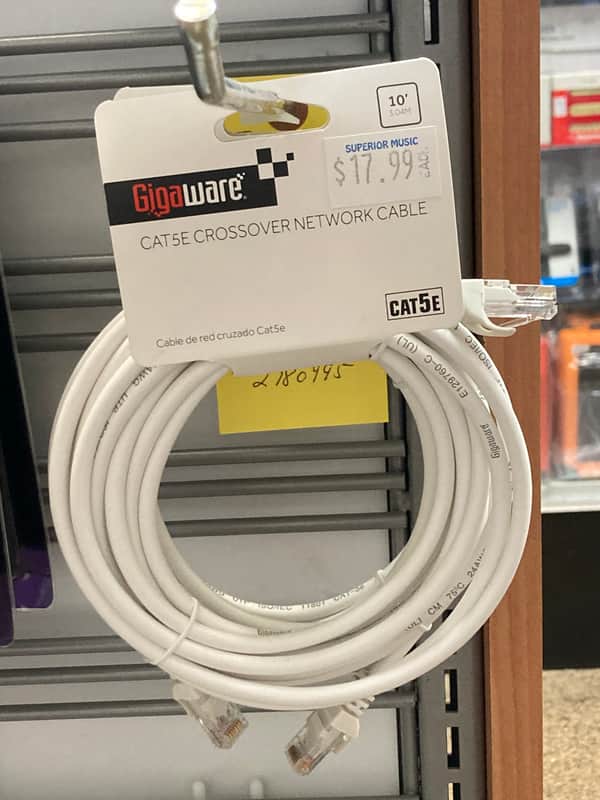 Radio Shack Cat5E crossover network cable 10 FT - White image 1