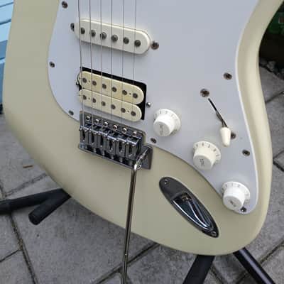 1993 Korean Squier-Fender Stratocaster image 5
