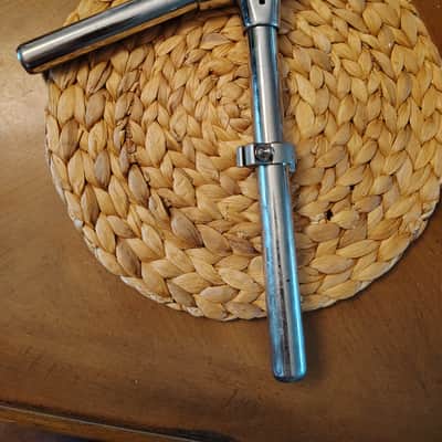 Pearl Uni Loc Tom Mount (older version) - Chrome image 1