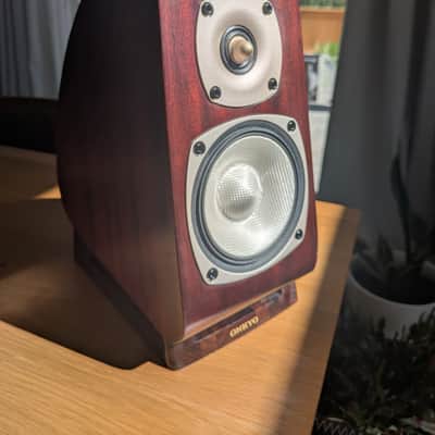 Onkyo / Takamine D-TK10 Shelf Speakers - Mahogany image 1
