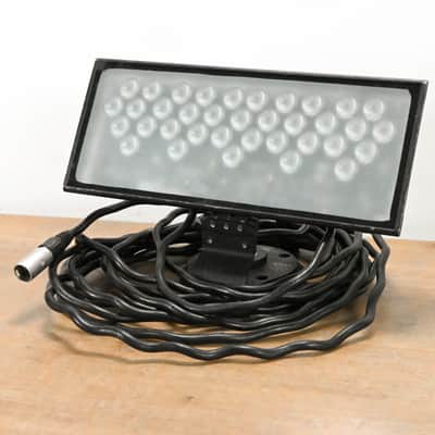 Philips Color Kinetics ColorBlast 12 Wash Light Fixture CG011P1 image 1