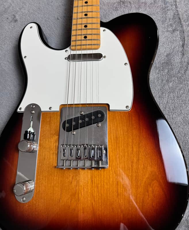 Fender Standard Telecaster MIM 2018 – 3-Color Sunburst – Maple Neck image 1