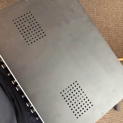 Universal Audio 4-710d 4-Channel Microphone Preamp 2010 - Present - SIlver image 6