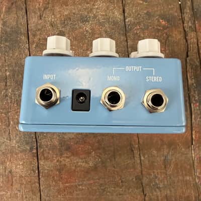 JHS Artificial Blonde Madison Cunningham Signature Vibrato 2022 - Present - Blue image 6