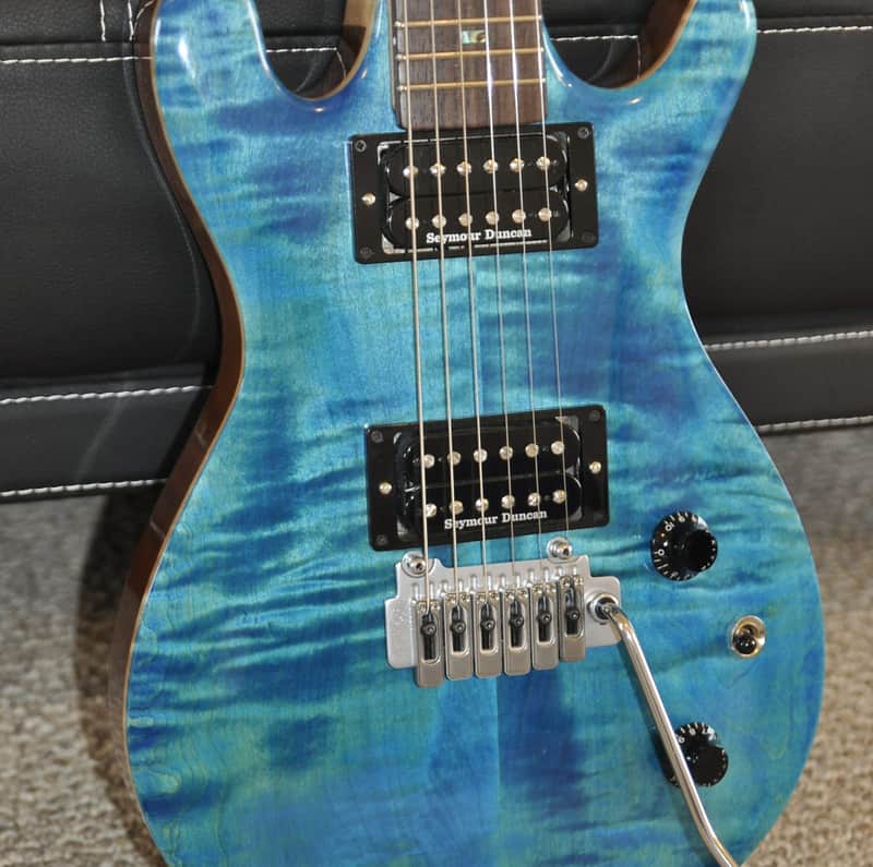 Luman Double Cutaway Turquoise image 1