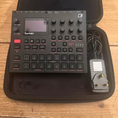 Elektron Syntakt 12 Track Drum Computer & Synthesizer 2022- Present - Black