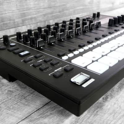 MC-707 Groovebox image 9