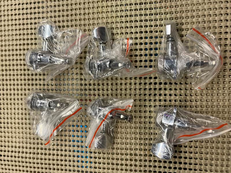 Unmarked Made In Korea 3x3 Locking Tuners - 1 of 3 image 1