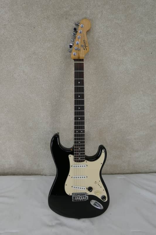 Squier Stratocaster - Black image 1