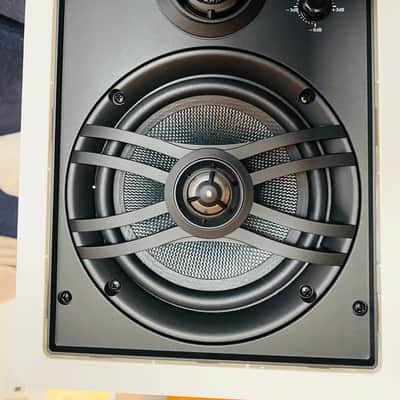Yamaha NS-IW660 White image 2