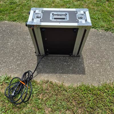 XSPRO 19" 4U early 2000's - Black formica/brushed aluminum over 3/8" plywood image 5