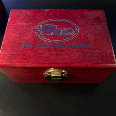 Blue B1 Bottle Cap Mic Capsule, Like New, with original Packing and wood box image 3