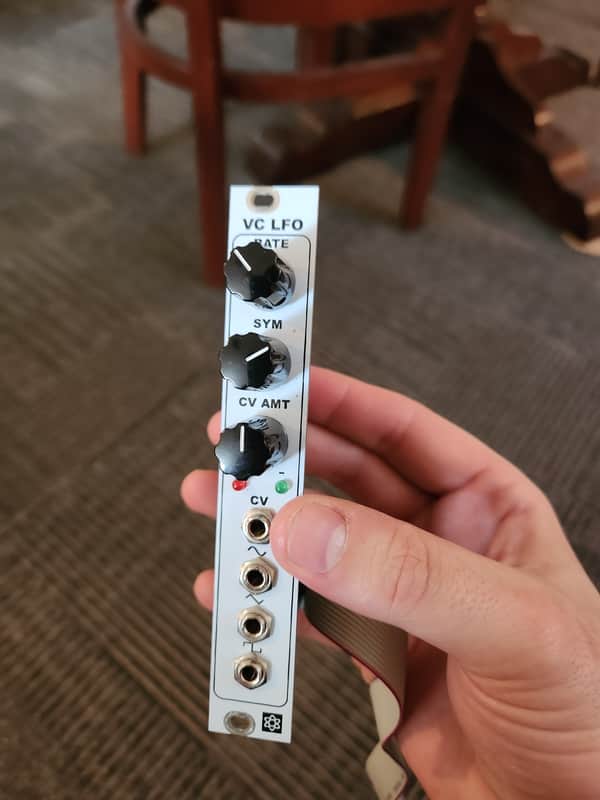 Synthrotek VC LFO - White image 1
