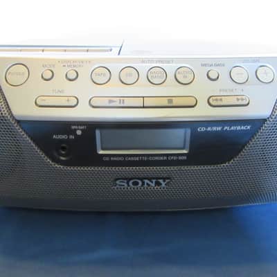 Vintage Sony Radio CFD-S05 Cassette, Cd player 2000s image 1