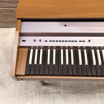 Roland Classic 50 Harpsichord Digital Harpsichord C-50 image 5