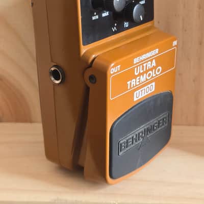 Behringer UT100 Ultra Tremolo 2000s - Brown image 9