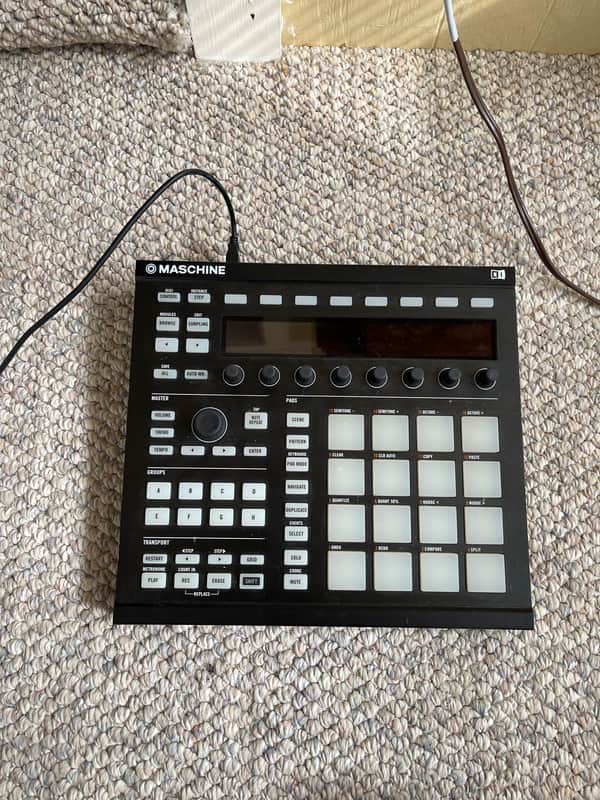 Native Instrument Maschine mkII Groove Production Studio image 1